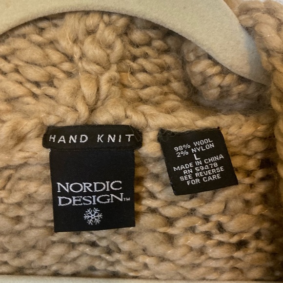 Wool knit hooded cardigan/sweater - Picture 4 of 5